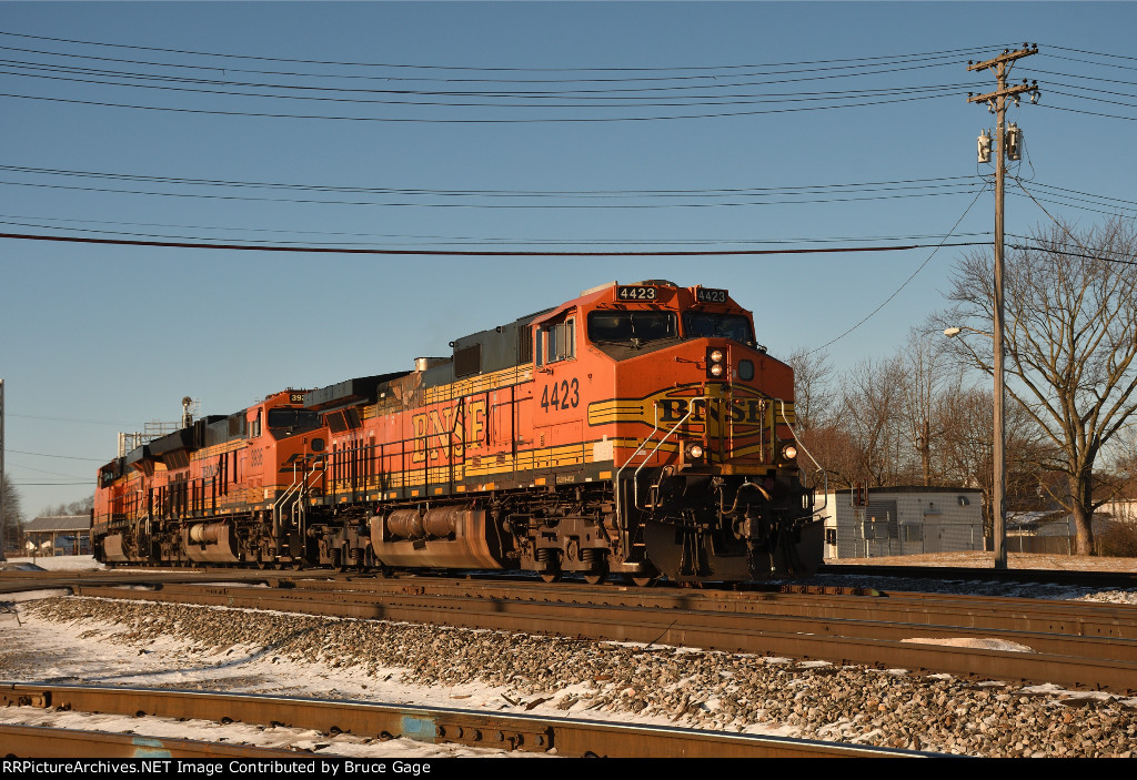 BNSF 4423